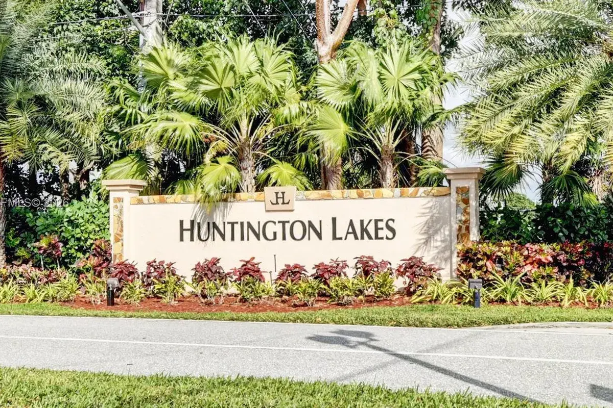 7145 N Huntington Ln # 205, Delray Beach FL 33446