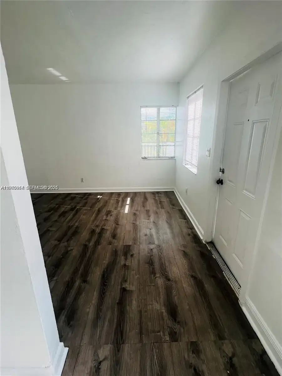 840 81st St # 3, Miami Beach FL 33141 photo 5