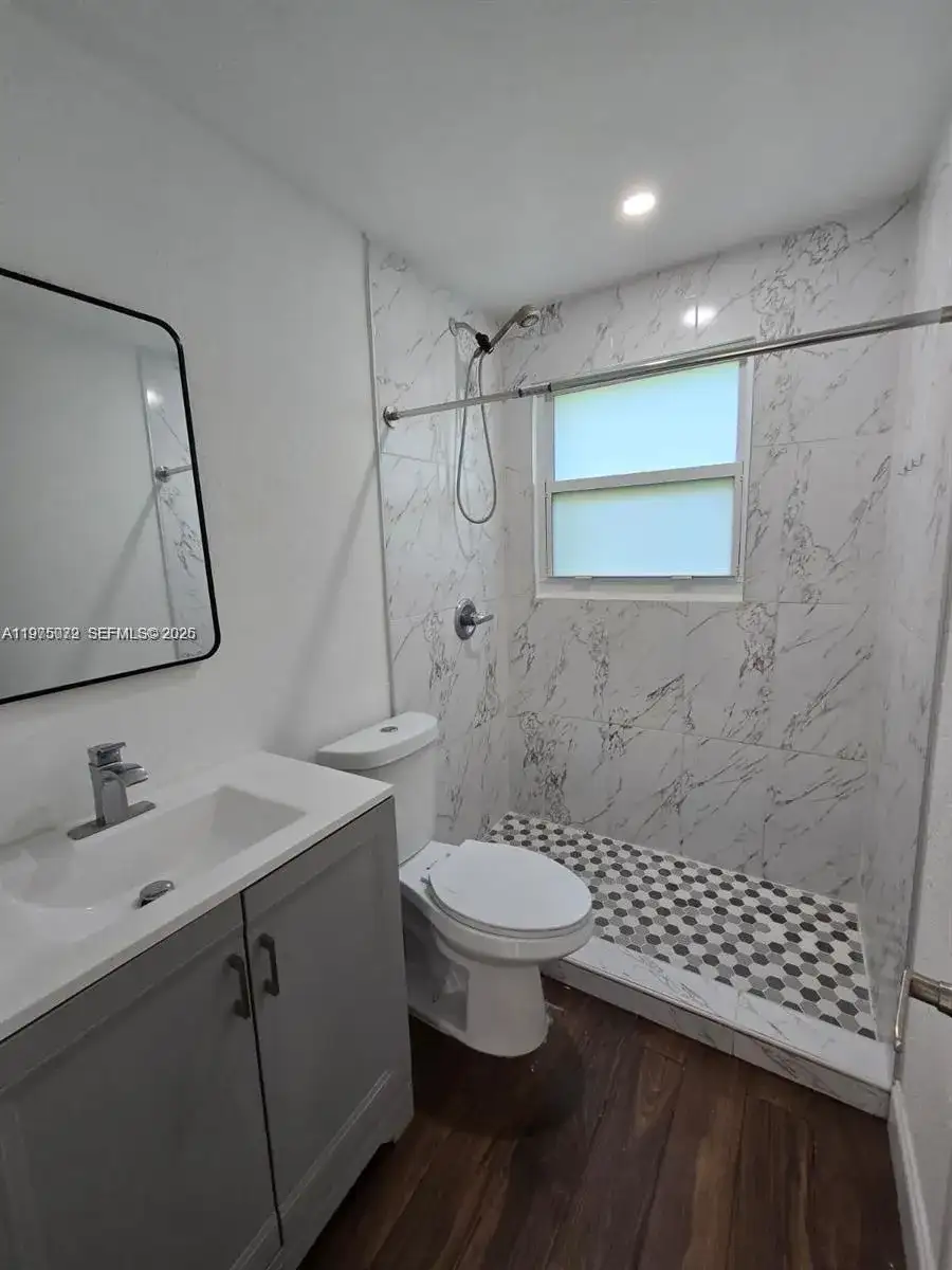 719 21st St, West Palm Beach FL 33407 photo 5