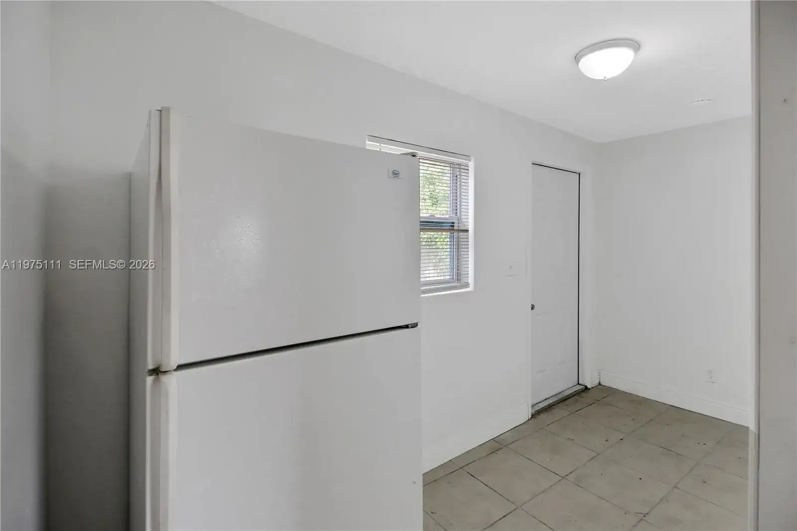 1160 W 26 th ct, Riviera Beach FL 33404 photo 4