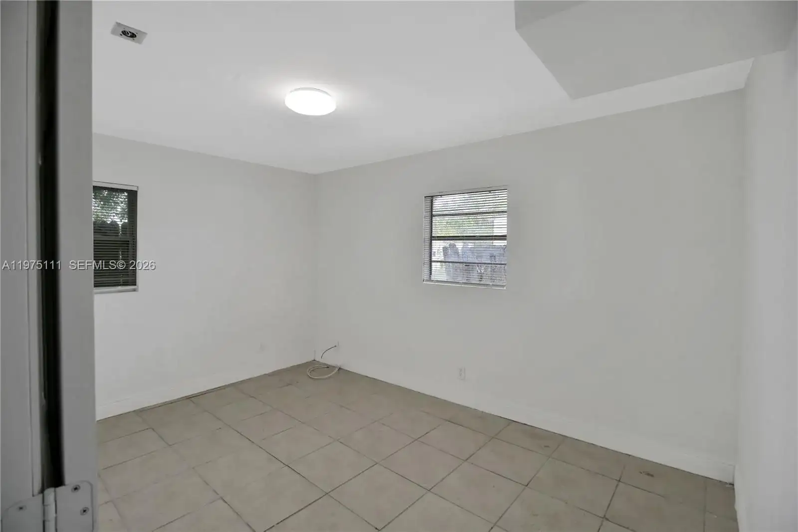 1160 W 26 th ct, Riviera Beach FL 33404 photo 5