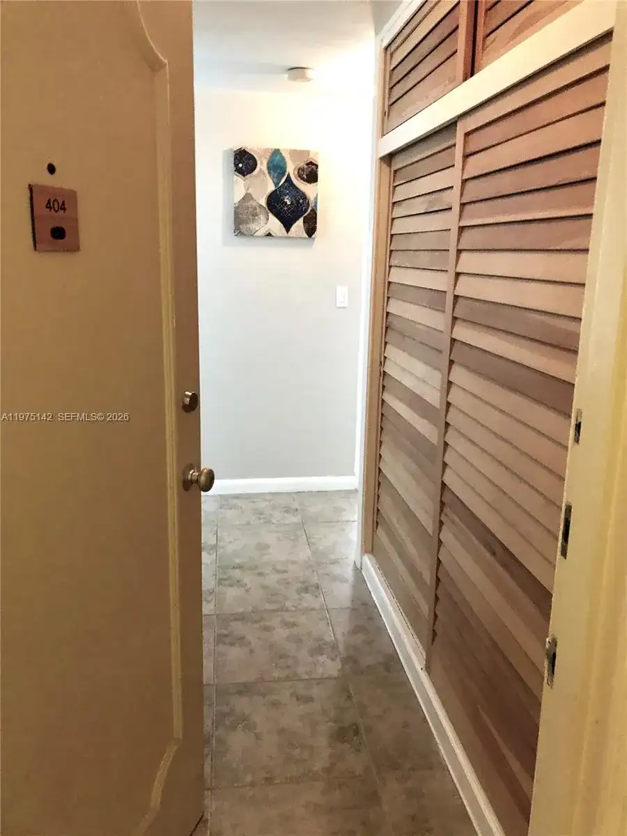1408 Brickell Bay Dr # 404, Miami FL 33131 photo 5