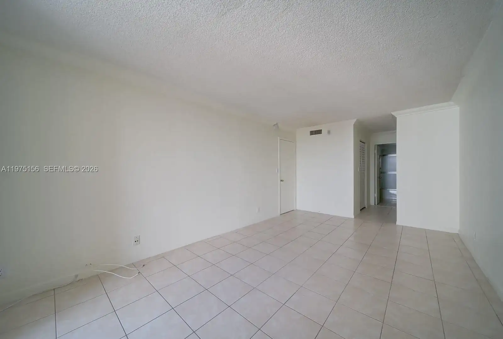 2903 N Miami Beach Blvd # 1006, North Miami Beach FL 33160 photo 4
