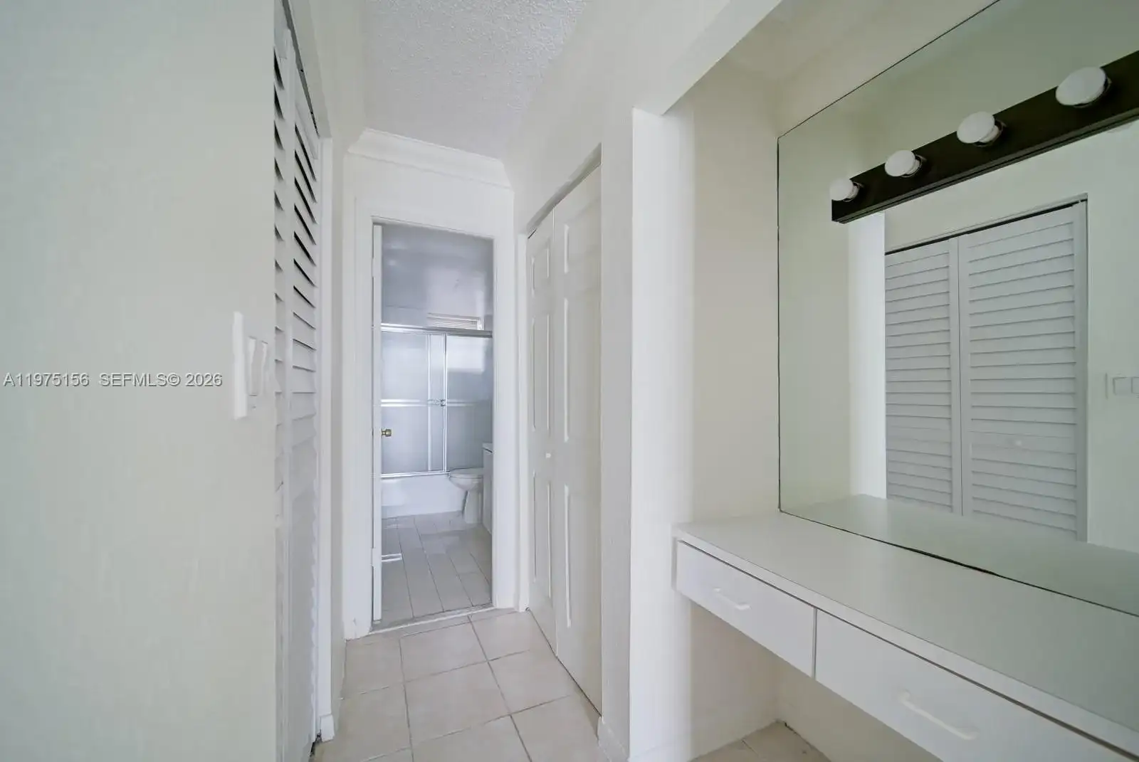 2903 N Miami Beach Blvd # 1006, North Miami Beach FL 33160 photo 5