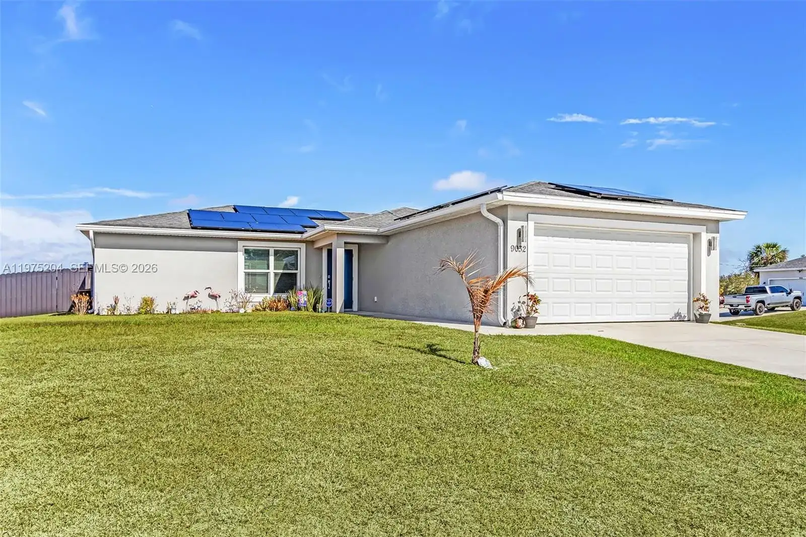 9032 Meadow Circle, La Belle FL 33935 photo 2
