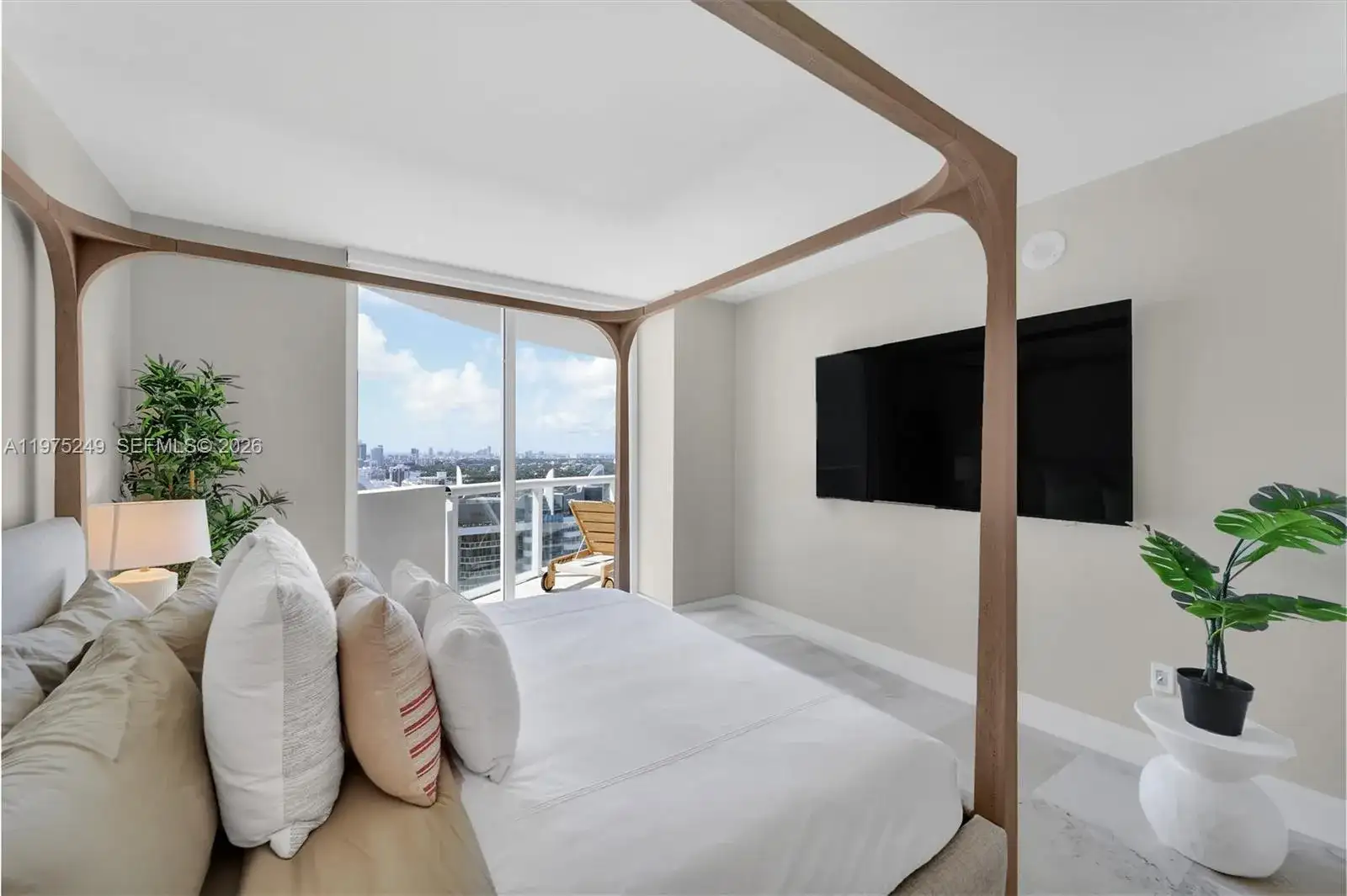 6365 Collins Ave # 3906, Miami Beach FL 33141 photo 4