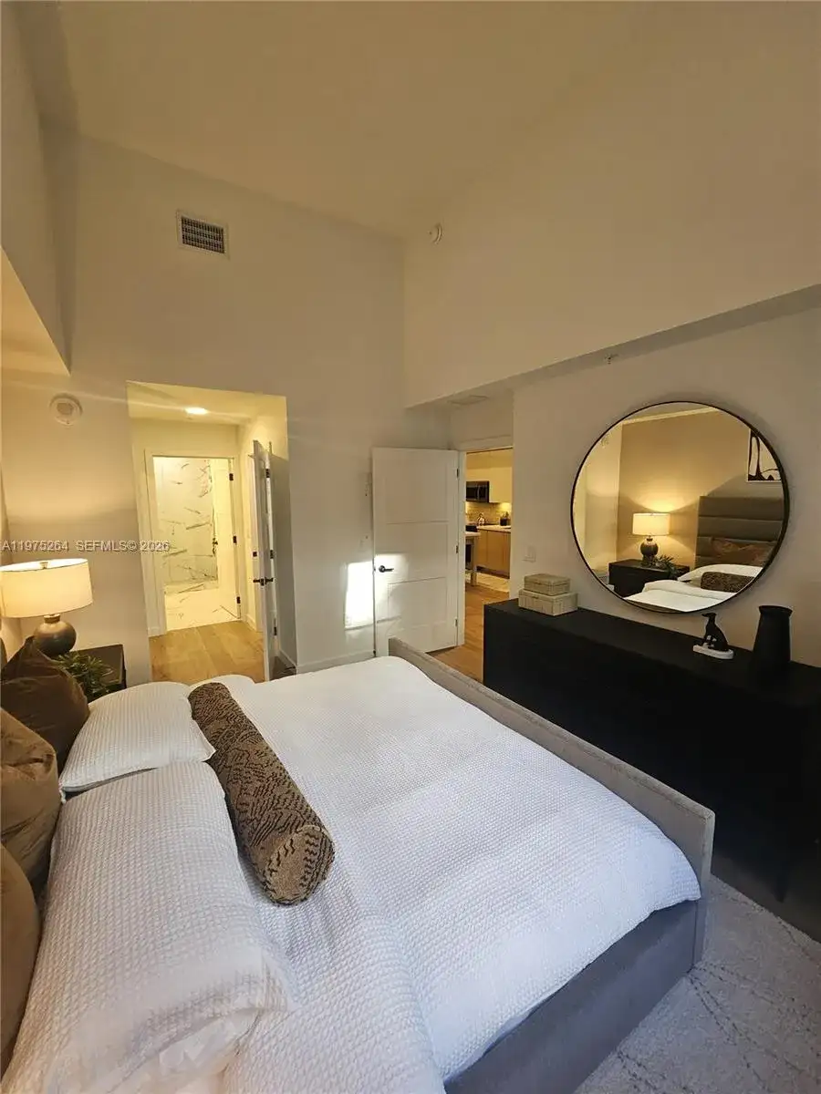 1650 NE 124th St # 701, North Miami FL 33181 photo 5