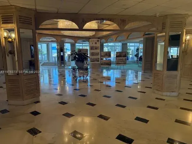 3180 S Ocean Dr # 201, Hallandale Beach FL 33009