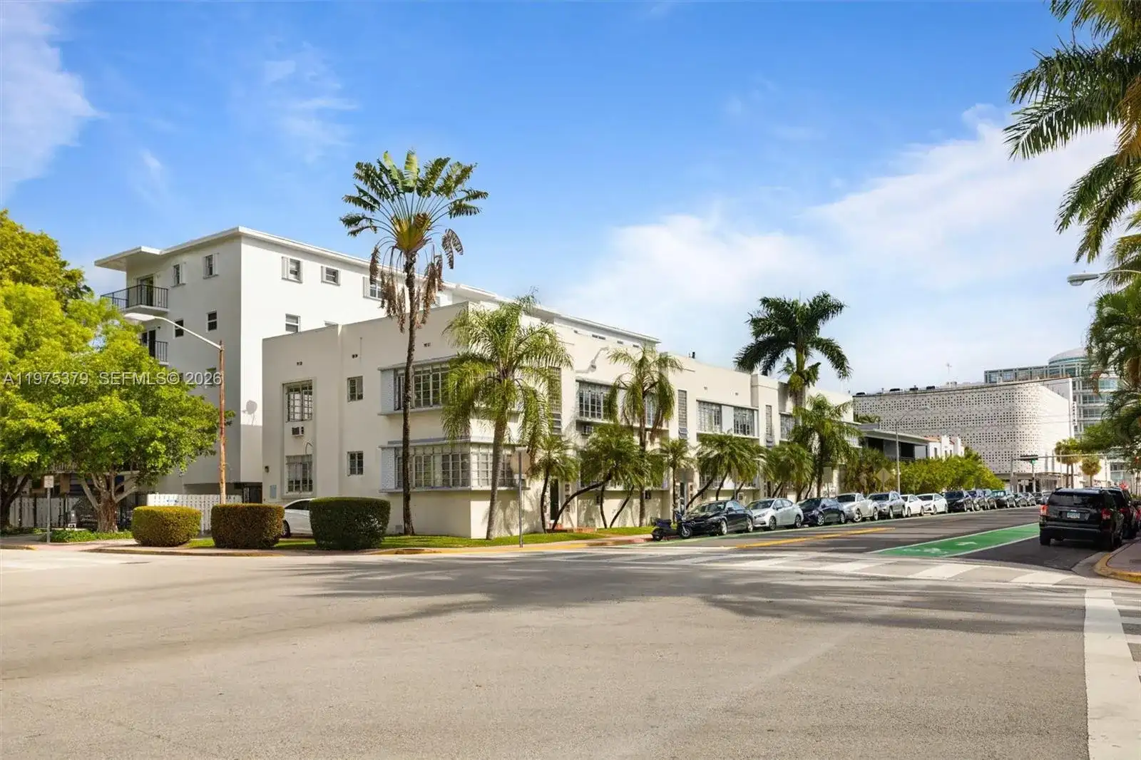 531 16th St, Miami Beach FL 33139 photo 2