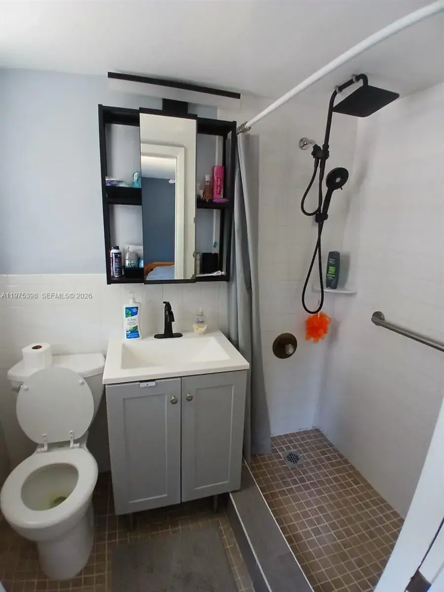 901 N Birch Rd # 9B, Fort Lauderdale FL 33304