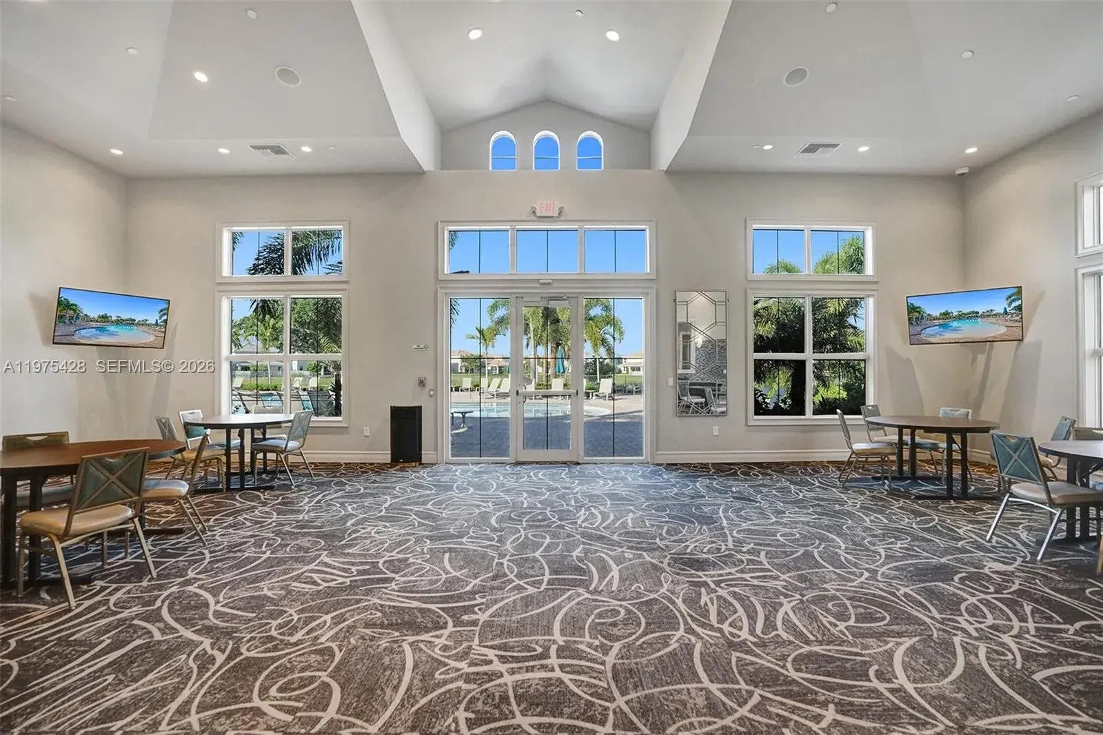 4764 Eucalyptus Dr, Hollywood FL 33021
