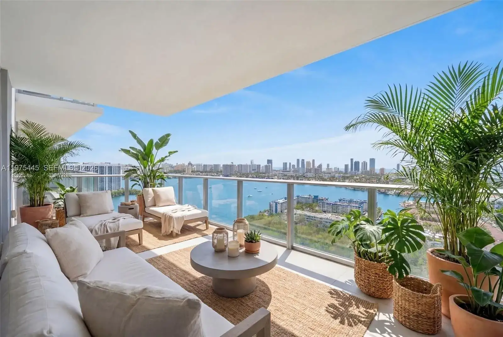 16385 Biscayne Blvd # 2920, North Miami Beach FL 33160 photo 2