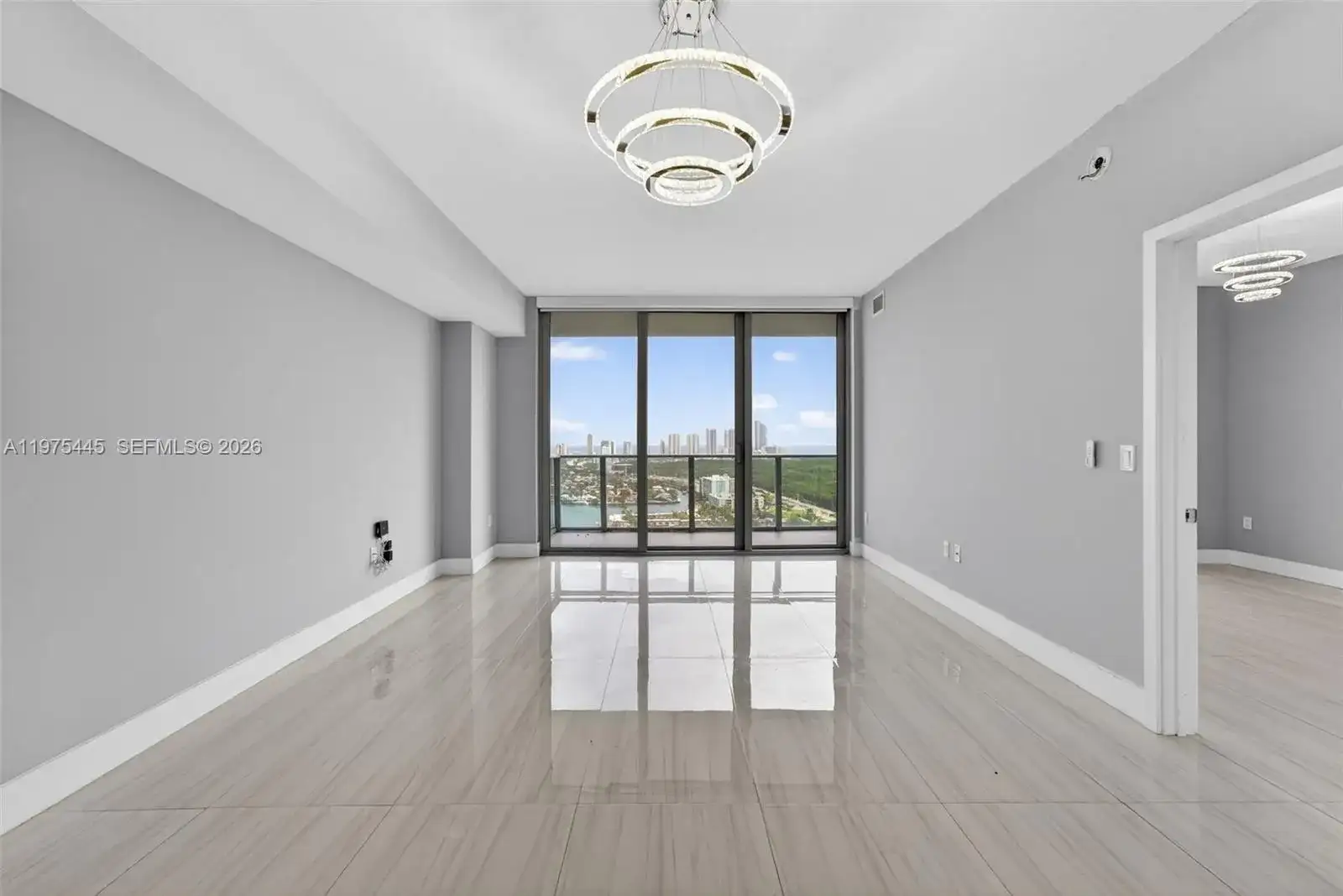 16385 Biscayne Blvd # 2920, North Miami Beach FL 33160 photo 5