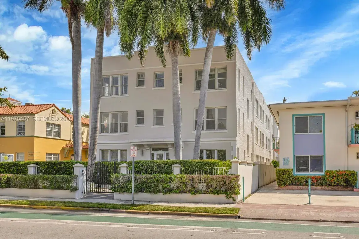1027 Pennsylvania Ave # 201, Miami Beach FL 33139