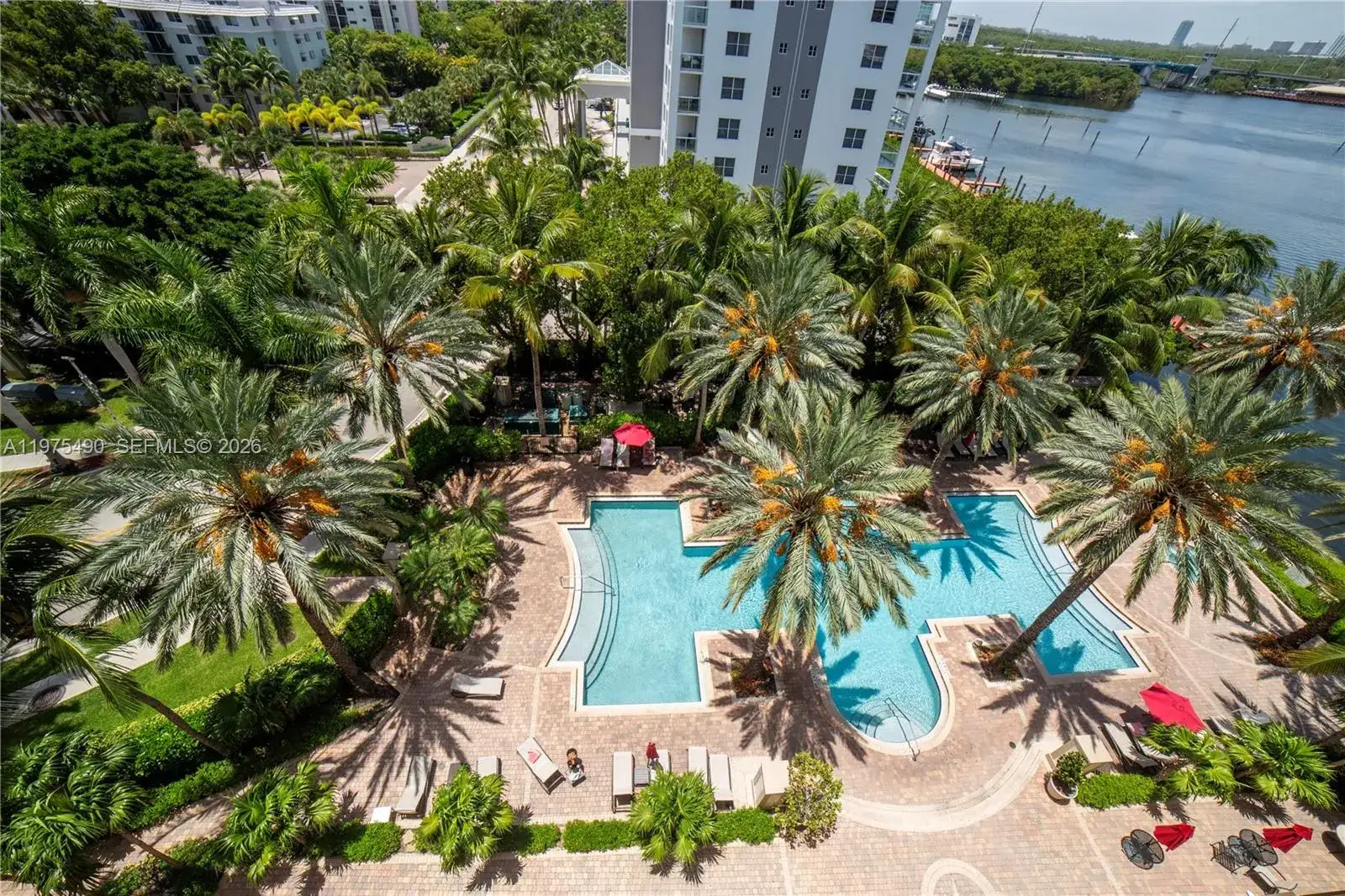 17100 N Bay Rd # 1802, Sunny Isles Beach FL 33160