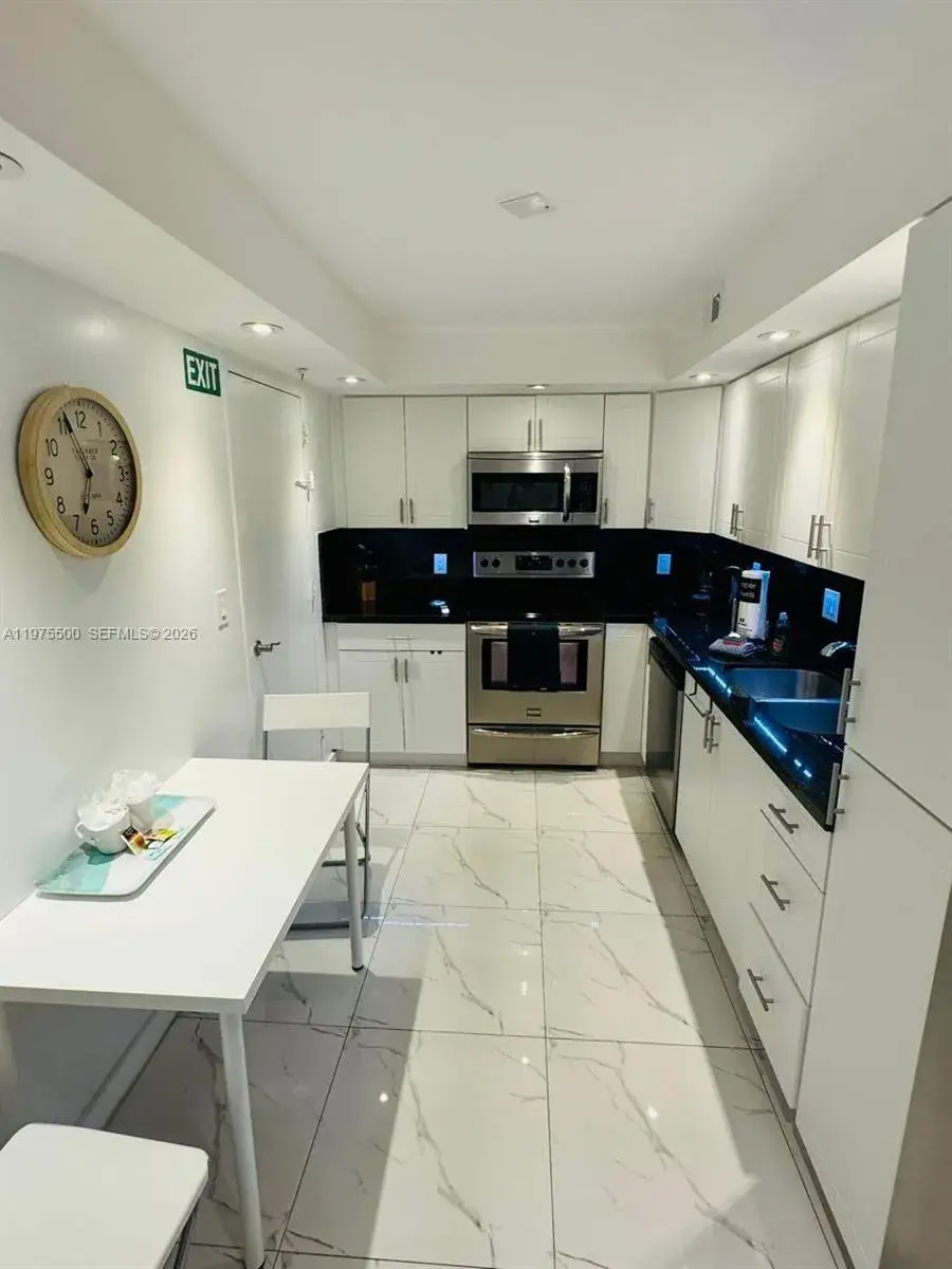 3901 S Ocean Dr # 10G, Hollywood FL 33019