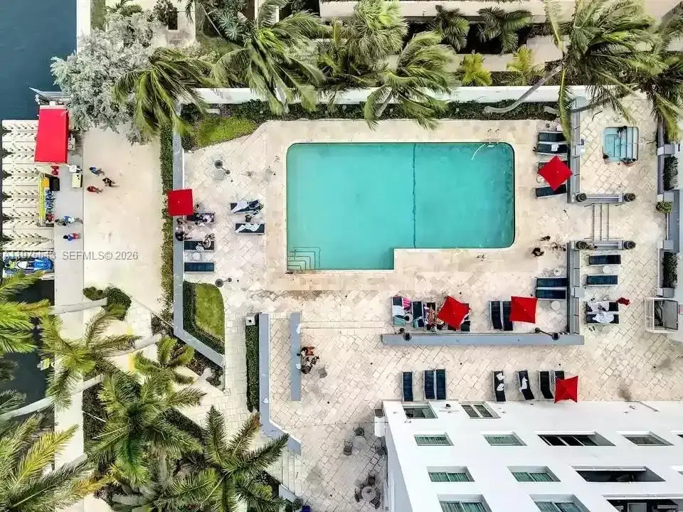 2670 E Sunrise Blvd # 1402, Fort Lauderdale FL 33304 photo 2