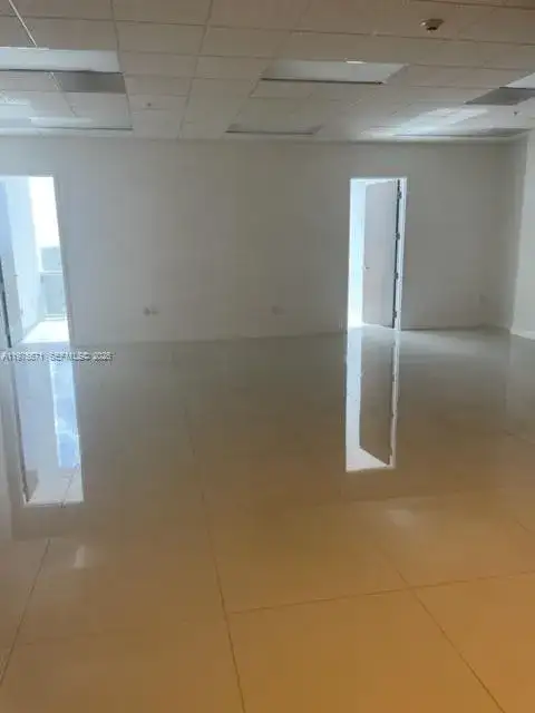 20200 West Dixie Hwy # 809, Miami FL 33180 photo 2