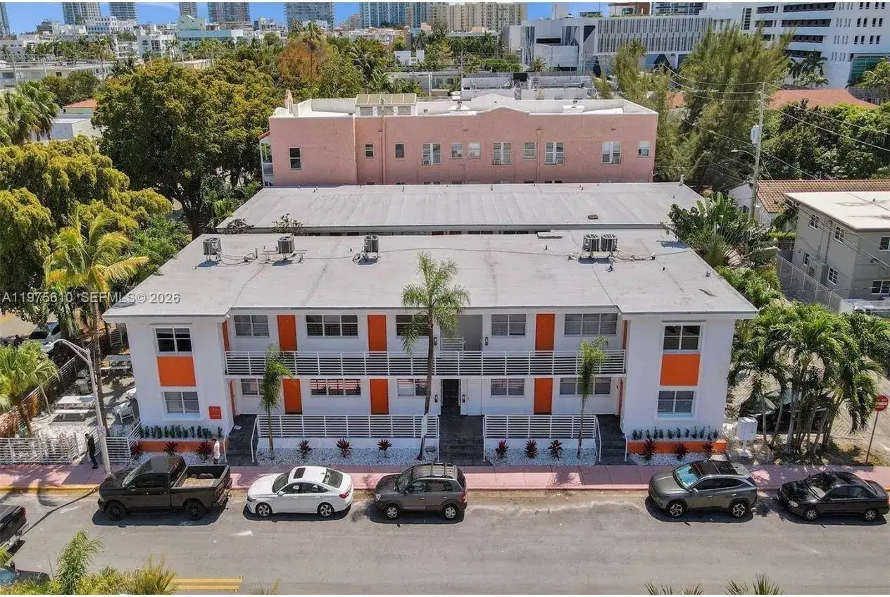 1000 7th St, Miami Beach FL 33139 photo 2