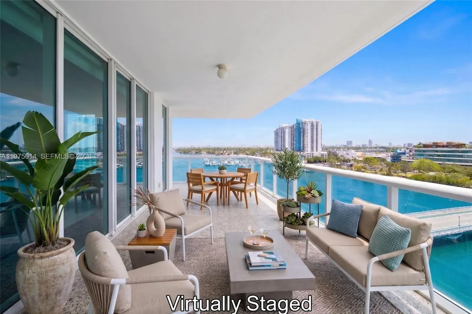 10 Venetian Way # 904, Miami Beach FL 33139