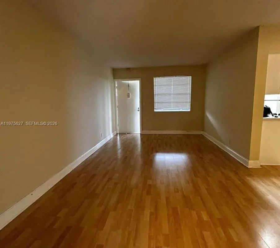1100 NE 1st Ct # 312, Hallandale Beach FL 33009