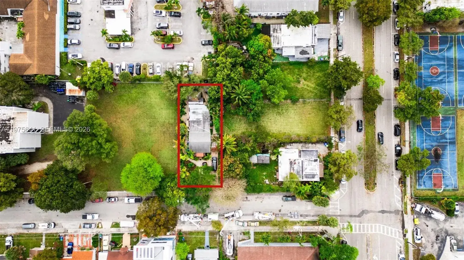 410 NW 31st St, Miami FL 33127 photo 2