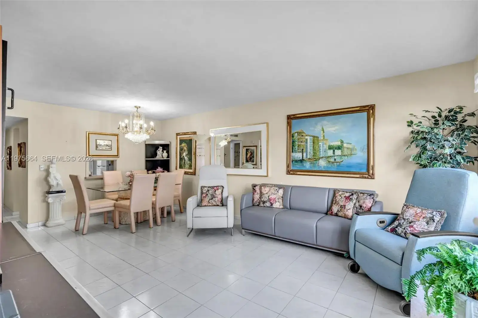 1530 NE 191st St # 105, Miami FL 33179 photo 5