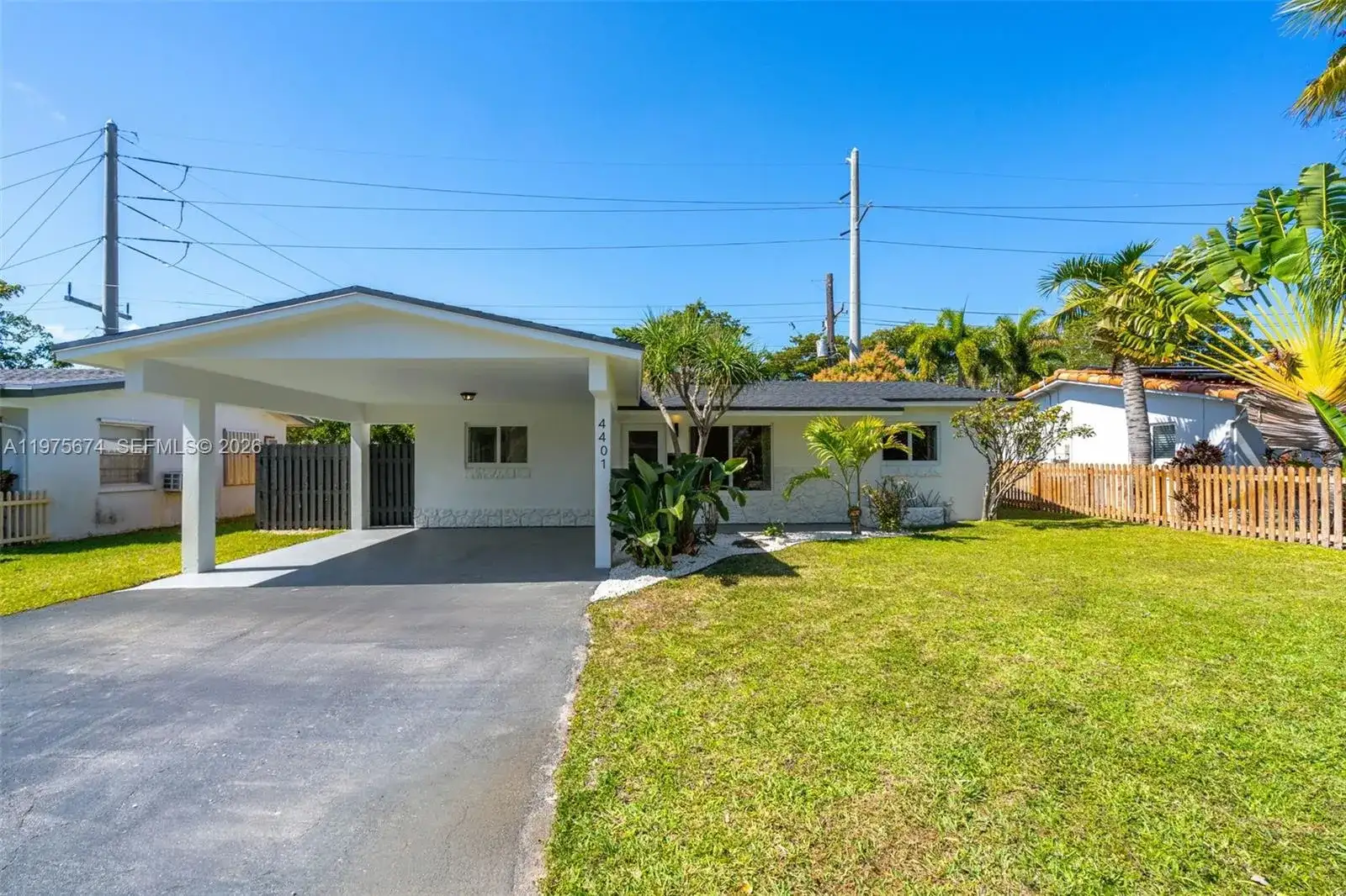 4401 NE 13th Ave, Oakland Park FL 33334 photo 2