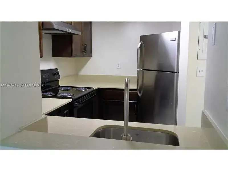 8255 SW 152nd Ave # 309, Miami FL 33193 photo 3