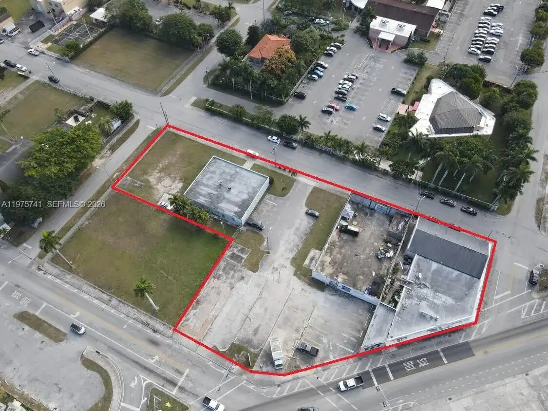 131 S Flagler Ave, Homestead FL 33030 photo 2