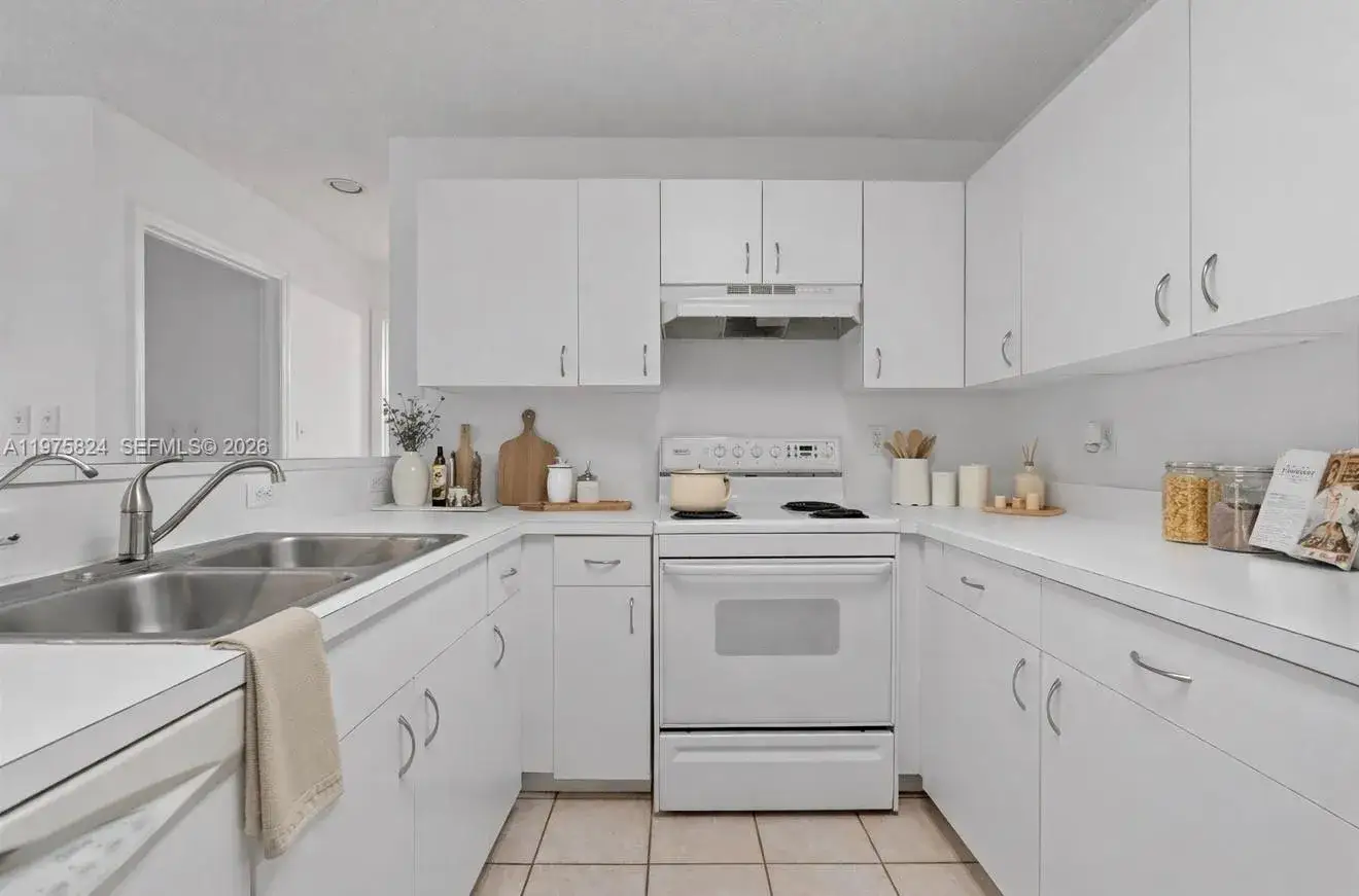 10111 W Atlantic Blvd # C3, Coral Springs FL 33071