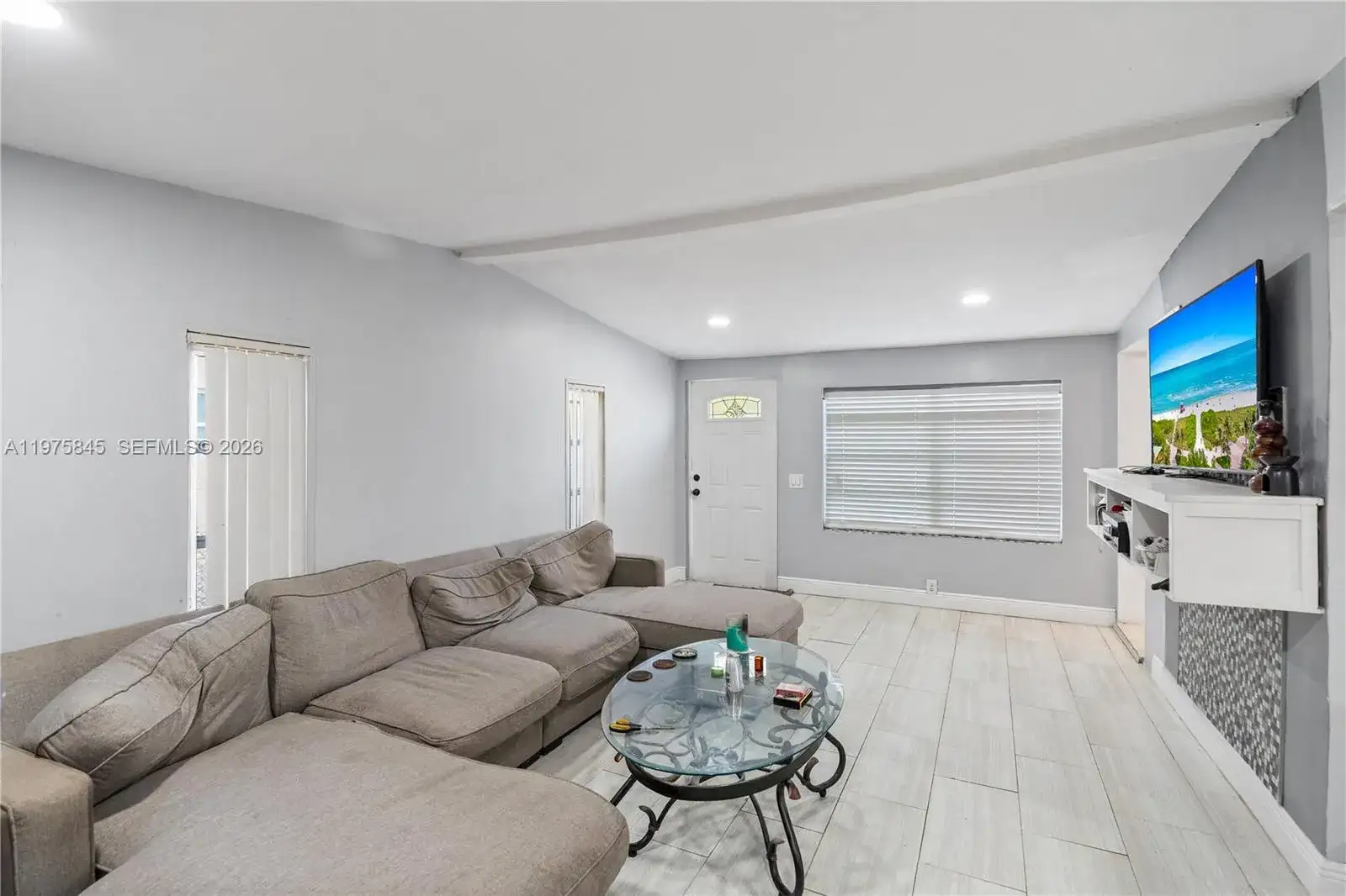 4520 SW 38th St, West Park FL 33023 photo 5