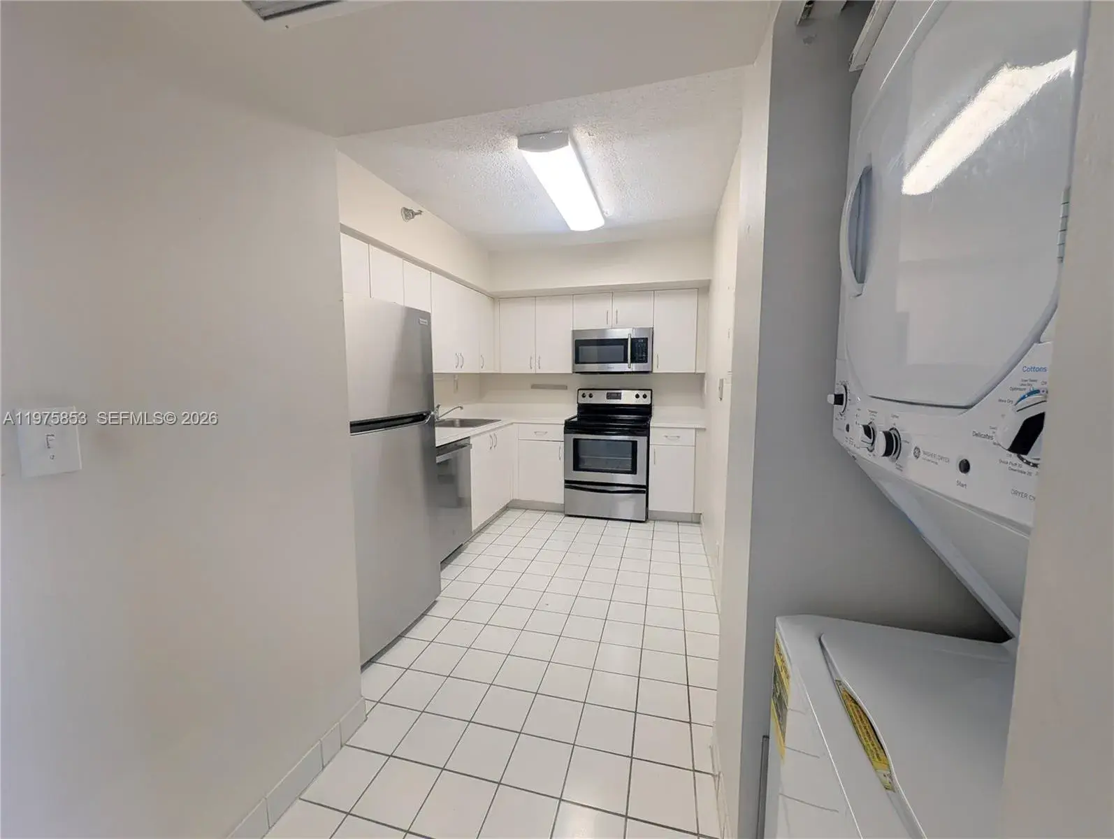 3300 NE 191st St # 1208, Aventura FL 33180