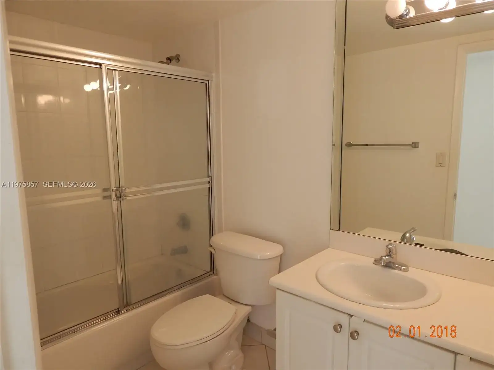 1455 N Treasure DR # 4L, North Bay Village FL 33141 photo 4