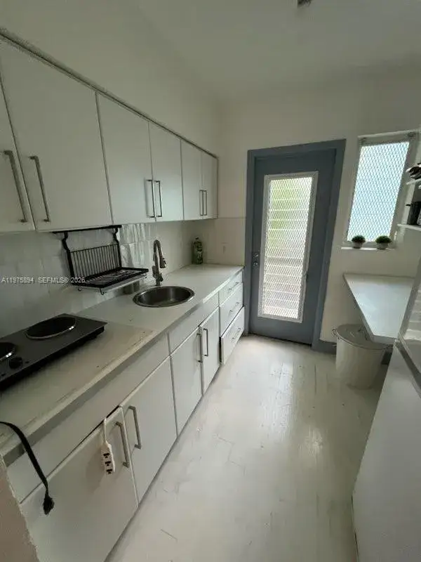 1 bedroom 1 bath Residential for sale at 761 Euclid Ave # 12B, Miami Beach FL 33139