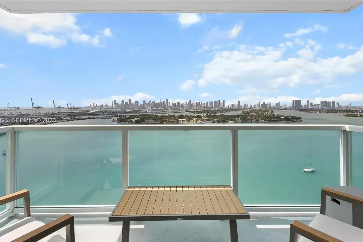650 West Ave # 2303, Miami Beach FL 33139