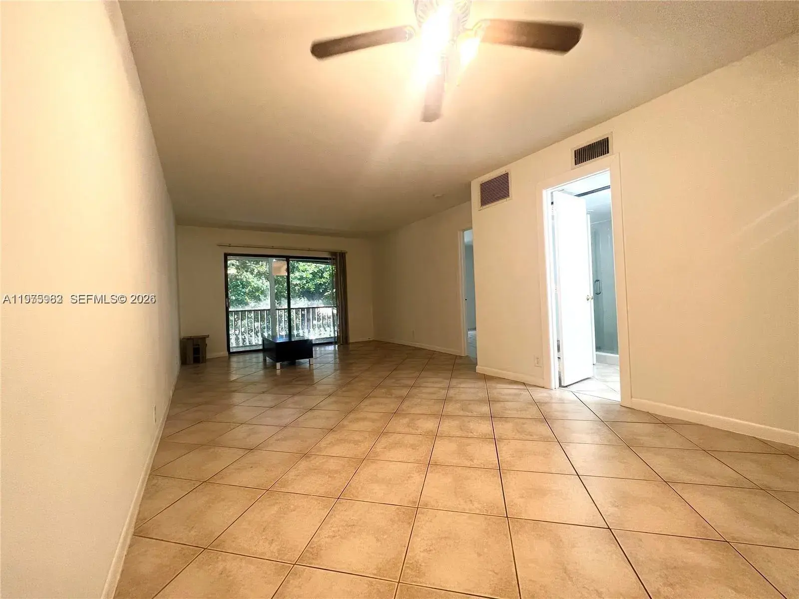 3115 Oakland Shores Dr # E208, Oakland Park FL 33309