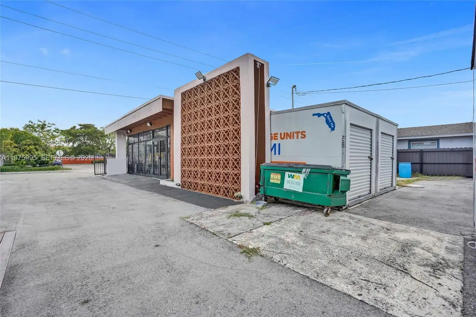 5595 NW 17th Ave, Miami FL 33142 photo 2