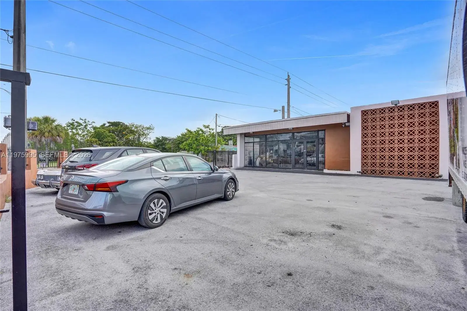 5595 NW 17th Ave, Miami FL 33142