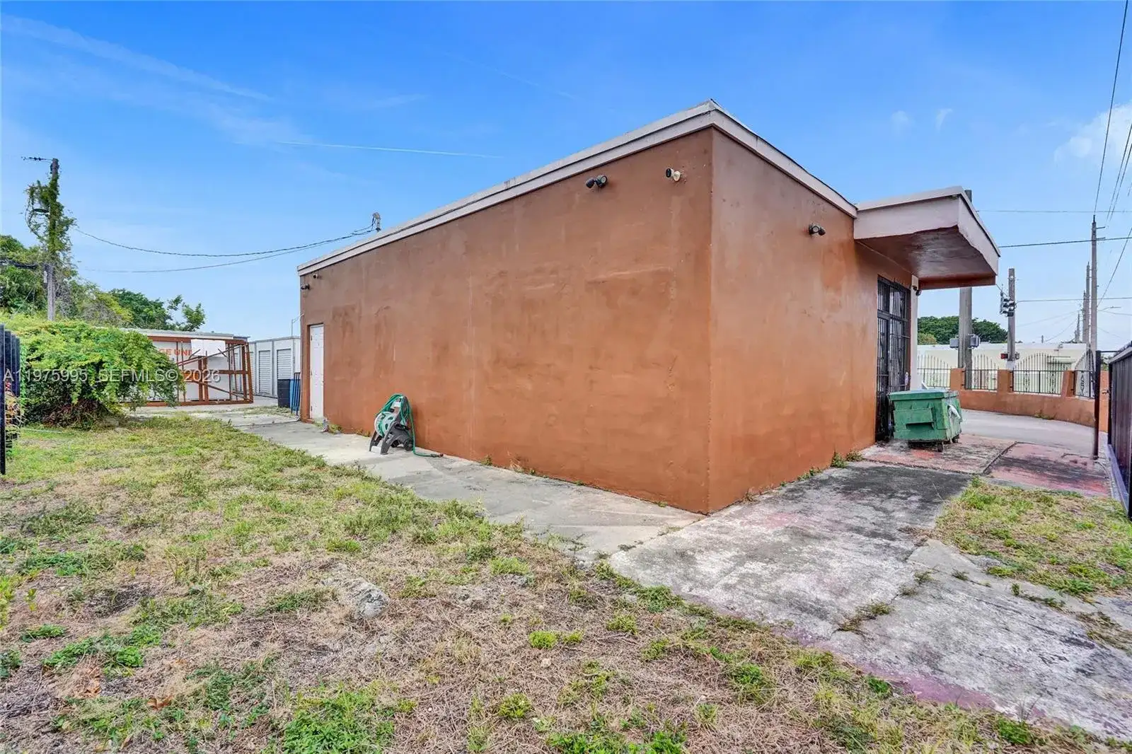 5595 NW 17th Ave, Miami FL 33142 photo 5
