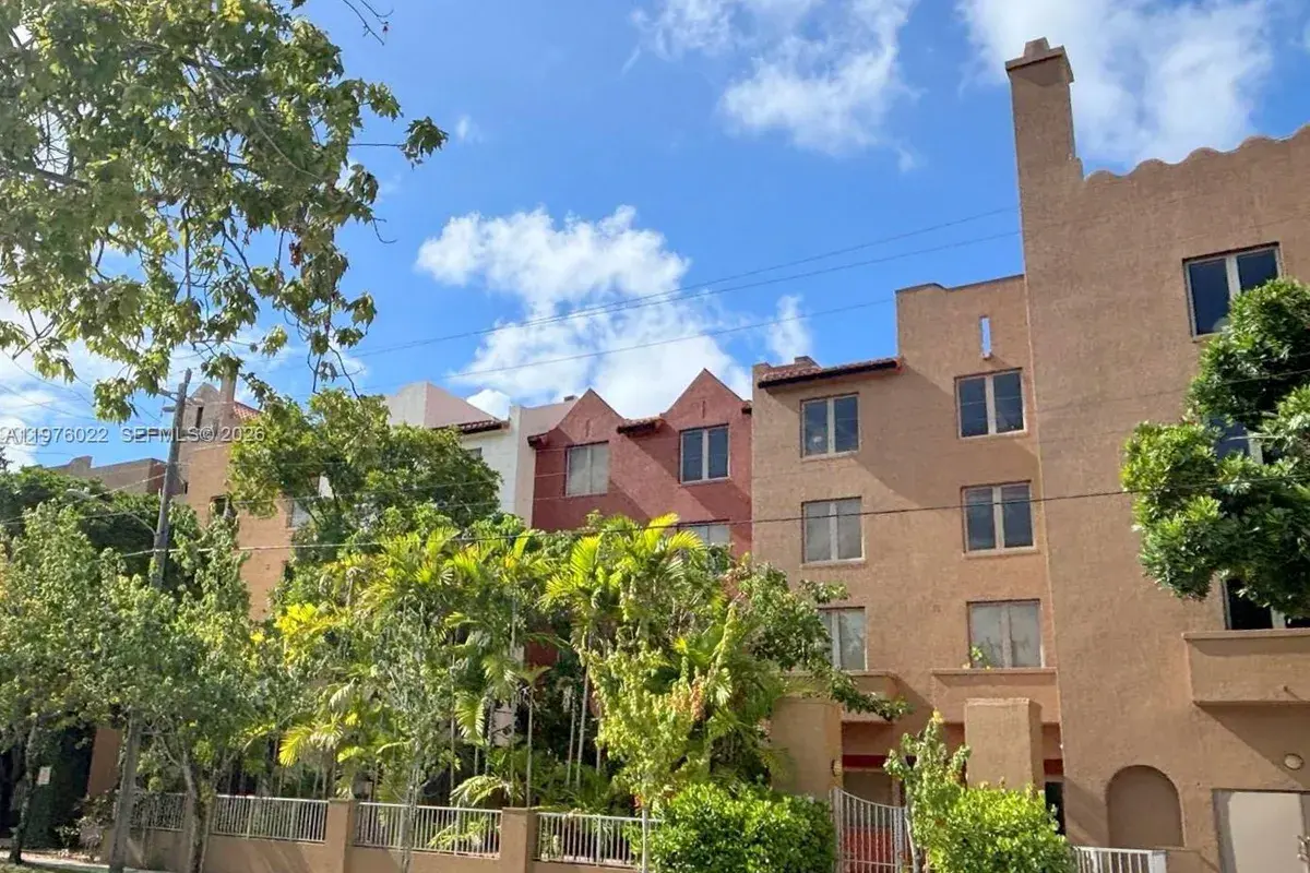 2630 SW 28th St (Overbrook) # 51, Miami FL 33133