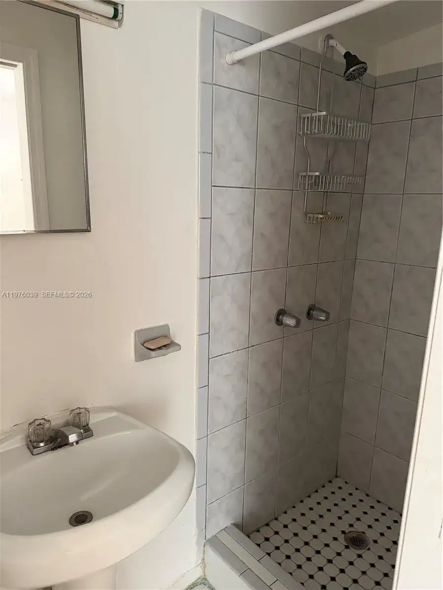 2920 SW 79th Ave, Miami FL 33155 photo 3