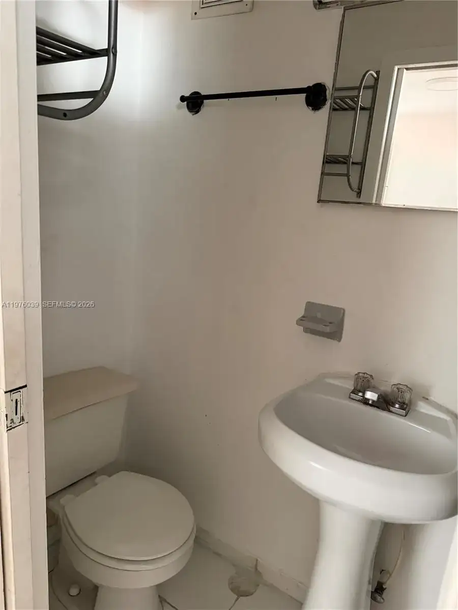 2920 SW 79th Ave, Miami FL 33155 photo 4