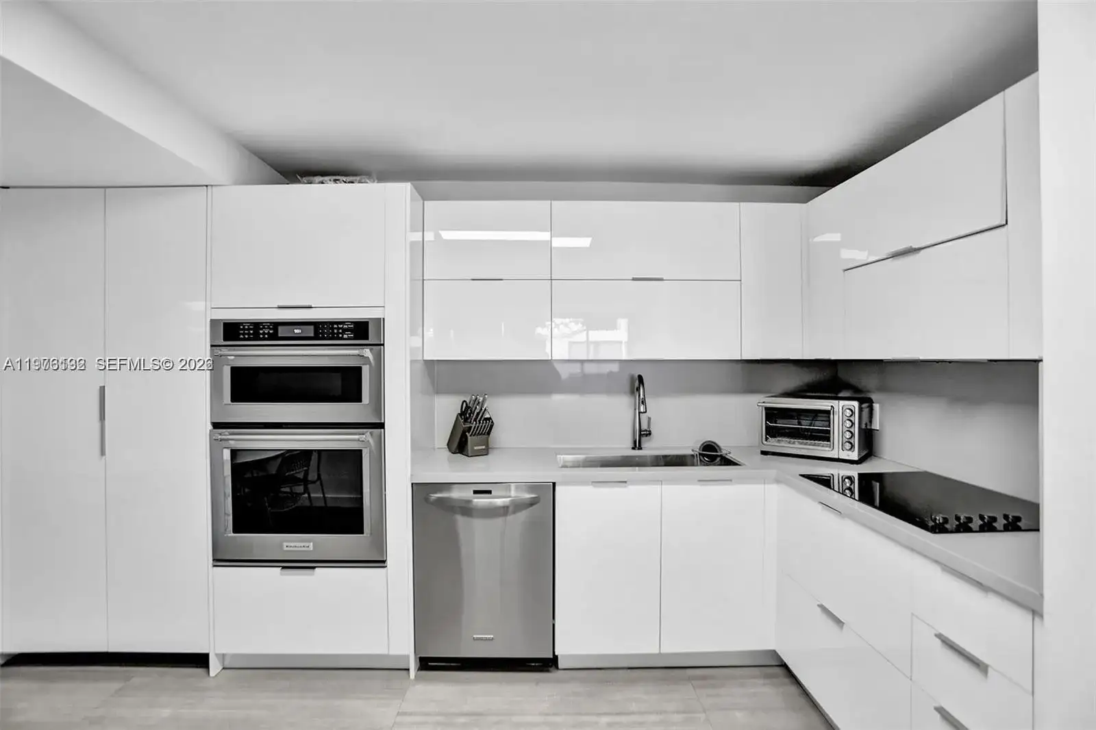 2500 Parkview Dr # 1912, Hallandale Beach FL 33009 photo 2