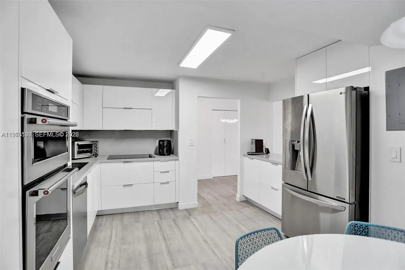 2500 Parkview Dr # 1912, Hallandale Beach FL 33009 photo 5