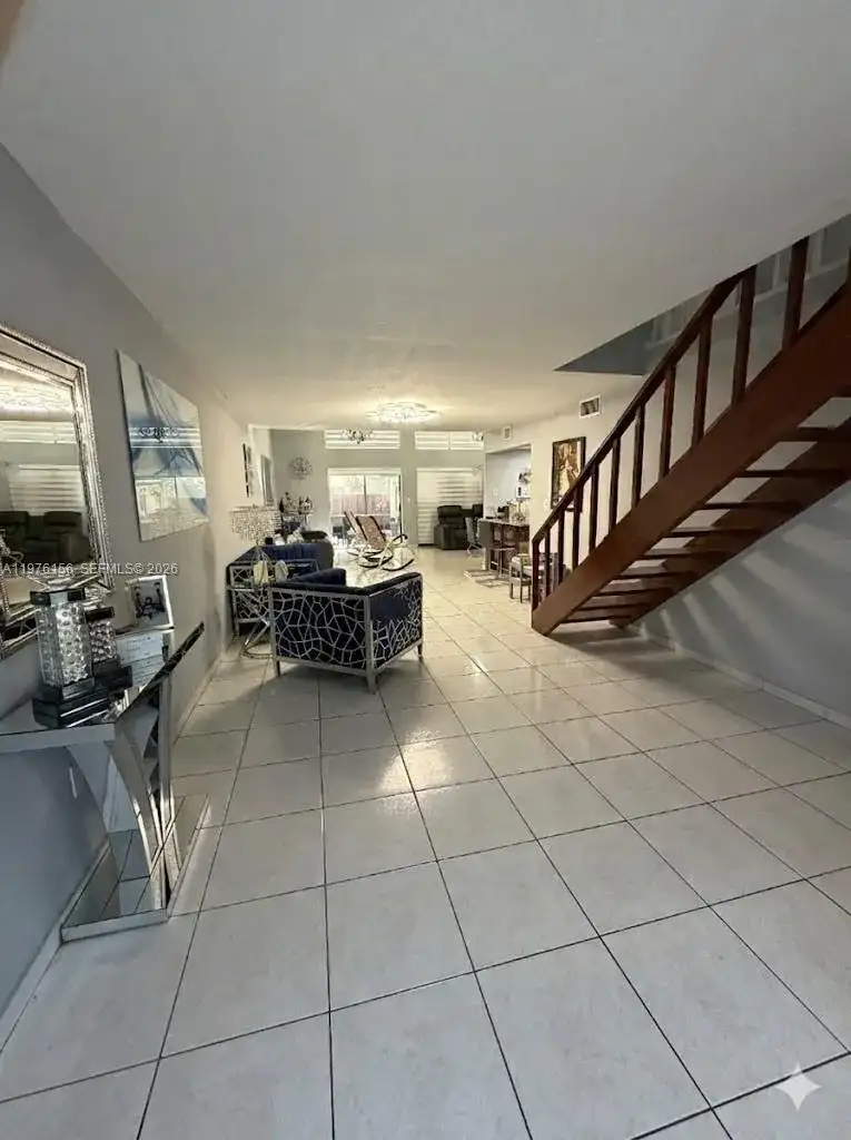 8408 NW 8th St # 8408, Miami FL 33126 photo 5
