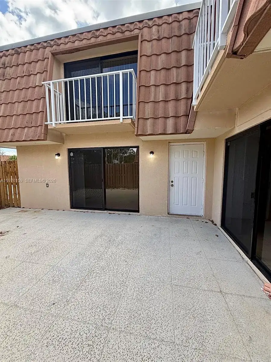 602 Green Springs Pl # 602, West Palm Beach FL 33409 photo 2