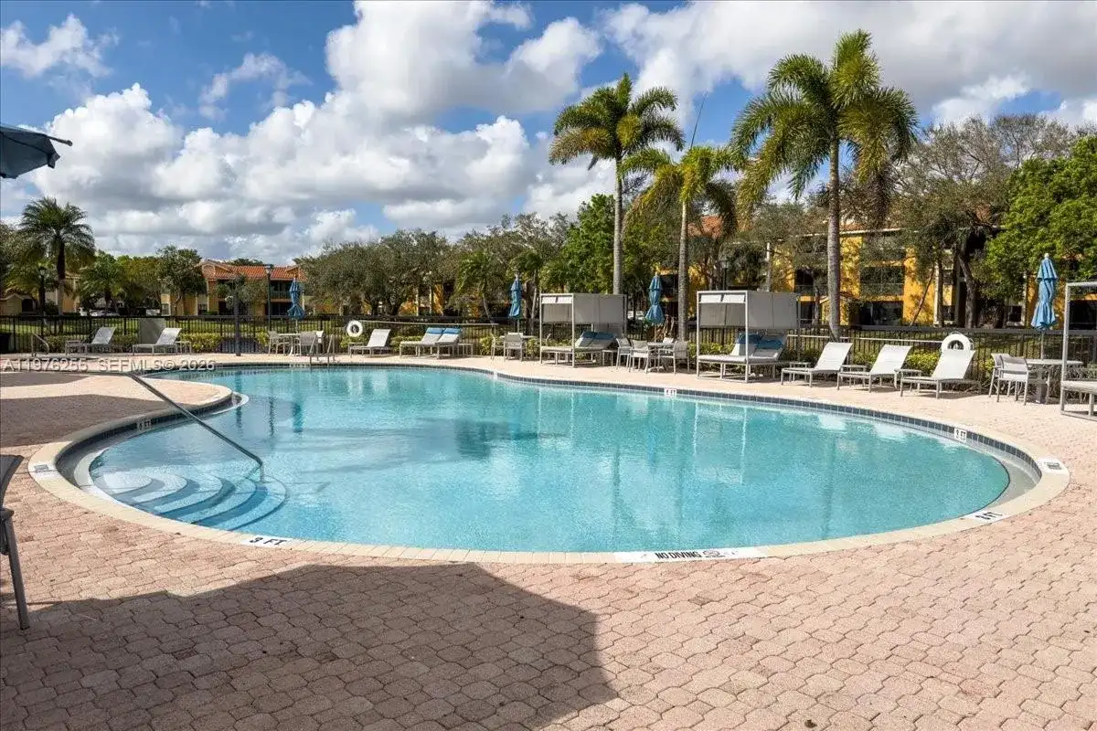 3814 Coral Tree Cir # 3814, Coconut Creek FL 33073 photo 2