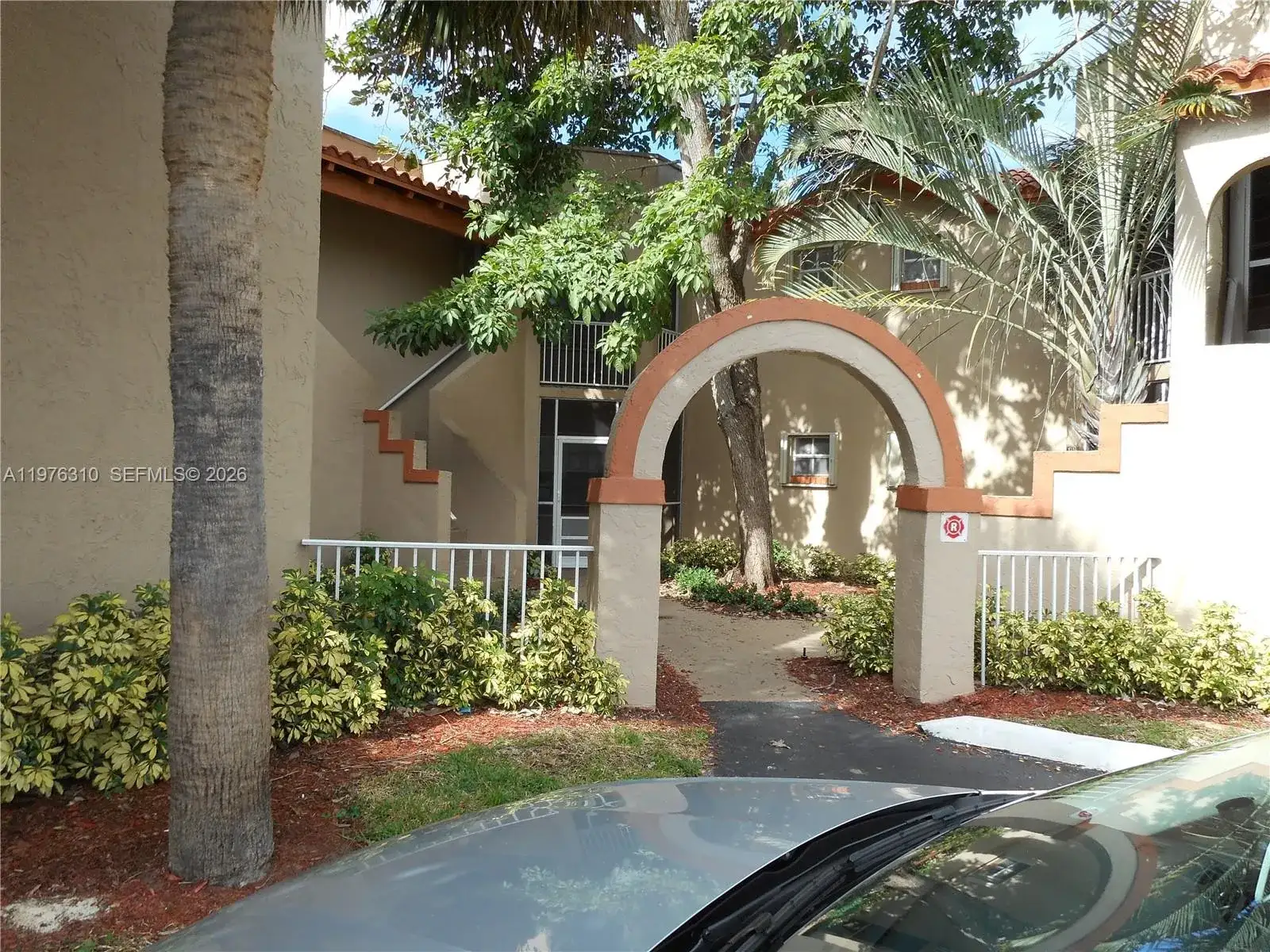 301 SW 86th Ave # 102, Pembroke Pines FL 33025 photo 2