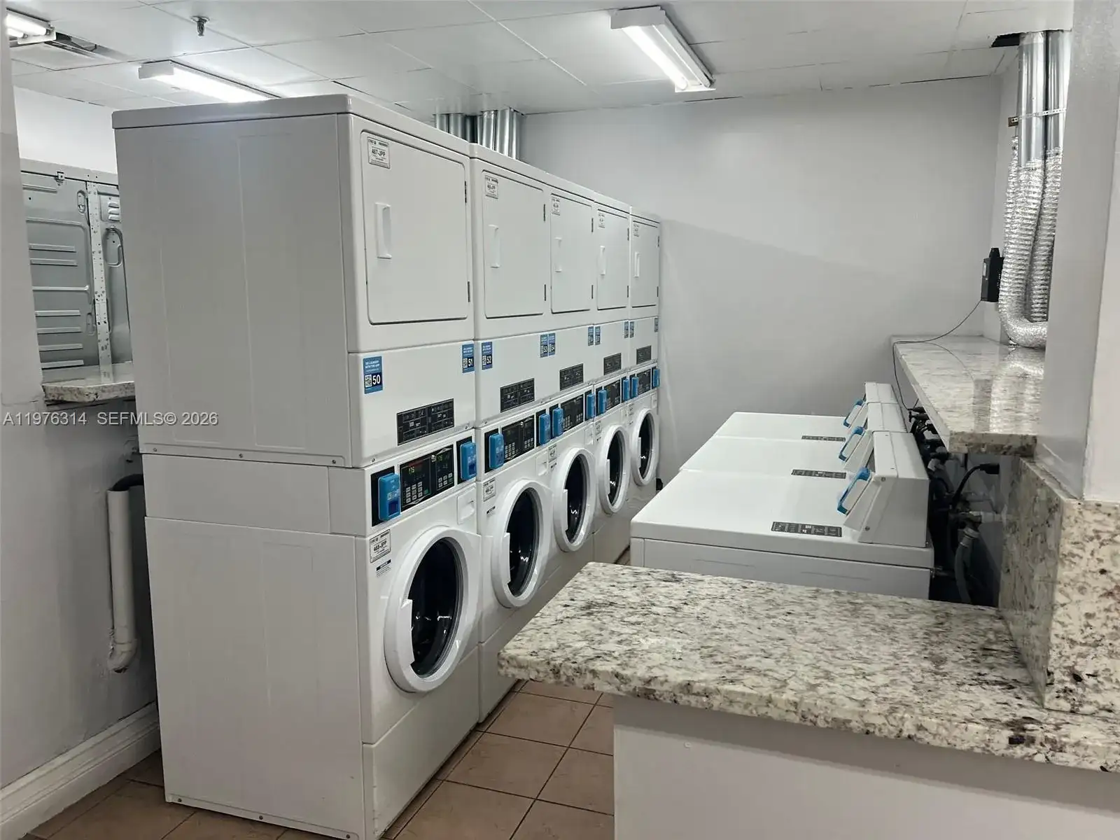 850 N Miami Ave # 1806, Miami FL 33136 photo 4